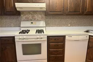 9152 Fosdick Rd, Valleyview, OH 44125 - Photo 9