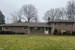 9152 Fosdick Rd, Valleyview, OH 44125 - Photo 1