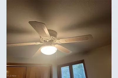 9152 Fosdick Road, Valleyview, OH 44125 - Photo 23