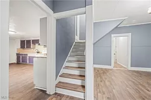 83 S Pleasant St, Oberlin, OH 44074 - Photo 13