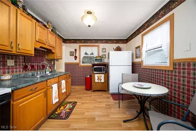 122 S Munroe Road, Tallmadge, OH 44278 - Photo 13