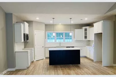 4316 Literary Lane, Willoughby, OH 44094 - Photo 3