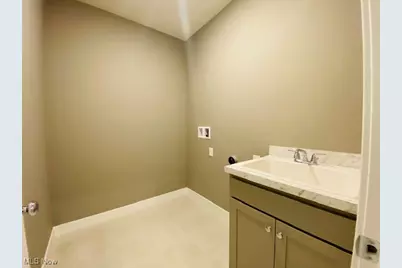 4316 Literary Lane, Willoughby, OH 44094 - Photo 15