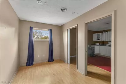 14006 W Lake Road, Vermilion, OH 44089 - Photo 21