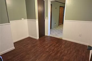 1812 Danbury Ave, Wellsville, OH 43968 - Photo 31