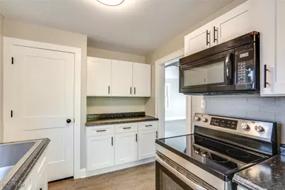 404 Newell Avenue, Akron, OH 44305 - Photo 9