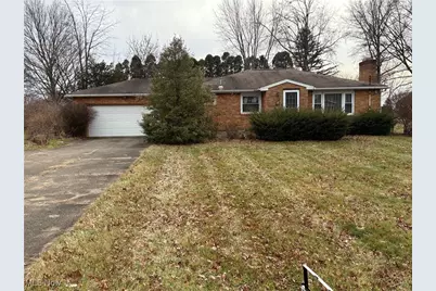 3858 Easton Street NE, Canton, OH 44721 - Photo 1