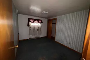 3858 Easton St NE, Canton, OH 44721 - Photo 7