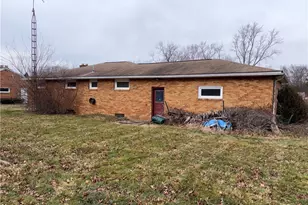 3858 Easton St NE, Canton, OH 44721 - Photo 7