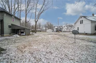 455 E Ohio Ave, Sebring, OH 44672 - Photo 17