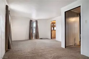 455 E Ohio Ave, Sebring, OH 44672 - Photo 9