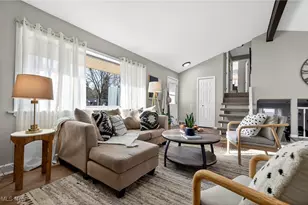 437 Janes Ln, Macedonia, OH 44056 - Photo 7