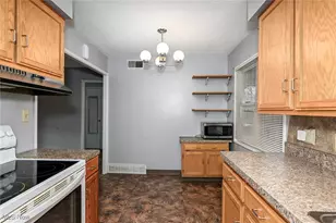 14314 Ledgewood Ave, Loveland, OH 44111 - Photo 9