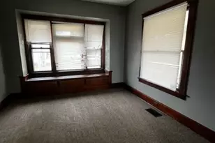 69 S Dunlap Ave, Youngstown, OH 44509 - Photo 3