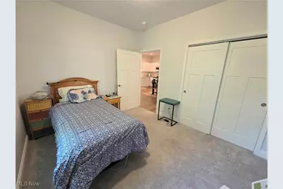 654 Treadway Boulevard, Sheffield Lake, OH 44054 - Photo 13