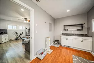 38265 Hurricane Dr, Willoughby, OH 44094 - Photo 11