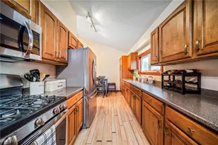 38265 Hurricane Dr, Willoughby, OH 44094 - Photo 17