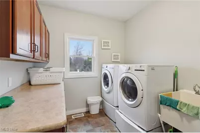 8060 Rainbow Drive, Concord, OH 44077 - Photo 21