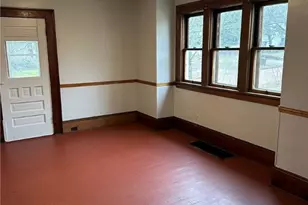 864 Forrest Dr, Akron, OH 44306 - Photo 3