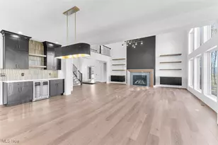 805 Club Dr W, Aurora, OH 44202 - Photo 13