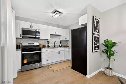 9144 Hickory Circle, Windham, OH 44288 - Photo 13