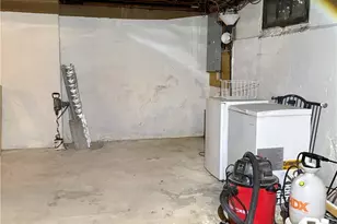 3881 E Center St, Conneaut, OH 44030 - Photo 25