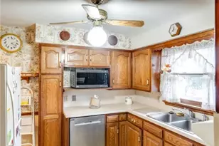 1986 Liberty Rd, Stow, OH 44224 - Photo 9