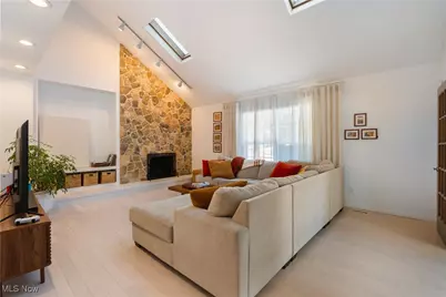 4057 Bramshaw Road NW, Canton, OH 44718 - Photo 5