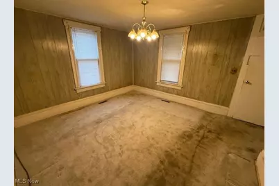 807 Clement Avenue, Belpre, OH 45714 - Photo 17