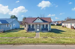 807 Clement Ave, Belpre, OH 45714 - Photo 33