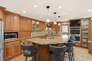 8546 Shorthorn Dr, Northfield, OH 44067 - Photo 3