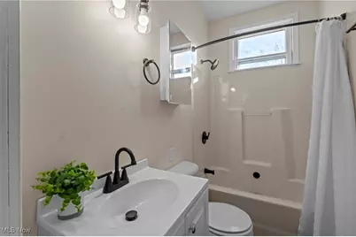62 E High Street, Alliance, OH 44601 - Photo 29