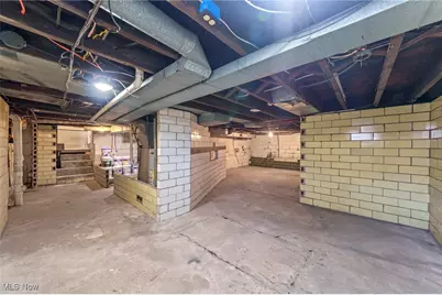 62 E High Street, Alliance, OH 44601 - Photo 41