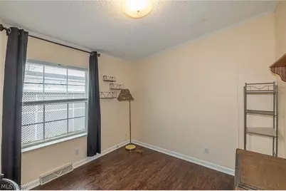 140 Luxor Lane, Amherst, OH 44001 - Photo 17