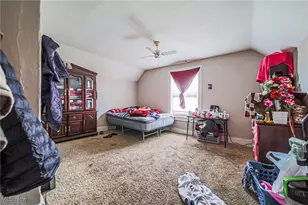 210 W 4th St, Dover, OH 44622 - Photo 23