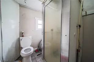 210 W 4th St, Dover, OH 44622 - Photo 15