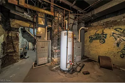 210 W 4th Street, Dover, OH 44622 - Photo 27