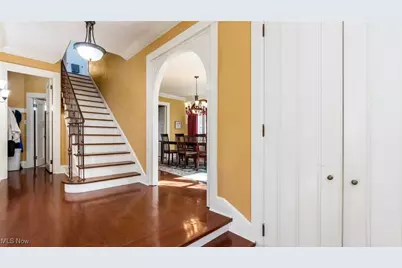 641 Fairmont Ave, Zanesville, OH 43701 - Photo 3