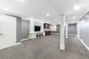 196 Chisholm Ct, Aurora, OH 44202 - Photo 33