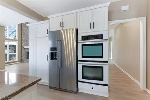 196 Chisholm Ct, Aurora, OH 44202 - Photo 15