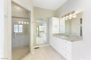 196 Chisholm Ct, Aurora, OH 44202 - Photo 23