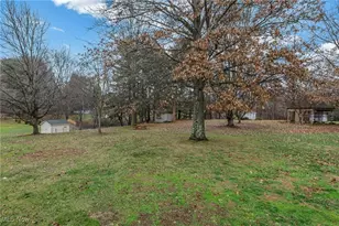 390 Spring Valley Dr, Zanesville, OH 43701 - Photo 45