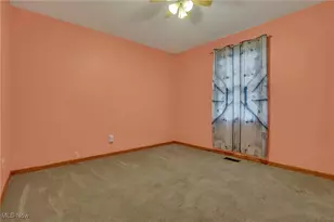 390 Spring Valley Dr, Zanesville, OH 43701 - Photo 29