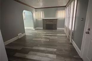 1476 Clermont Rd, Loveland, OH 44110 - Photo 7