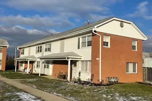 129 Buckeye Cir, Columbus, OH 43217 - Photo 1