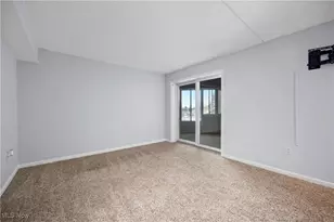 32 Marina Point Dr, Sandusky, OH 44870 - Photo 33