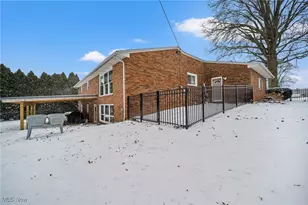 2685 Chaucer Dr NE, Canton, OH 44721 - Photo 43