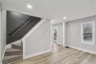 133 N Pearl St, Columbiana, OH 44408 - Photo 5