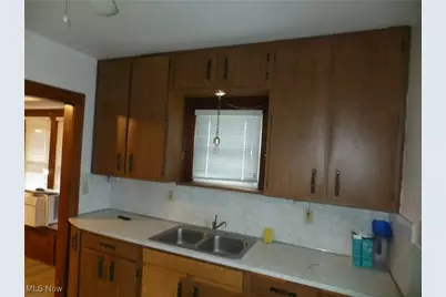 1718 Cook Avenue, Loveland, OH 44109 - Photo 7