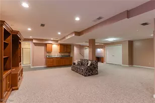 8955 Stoneybrook Dr, Grandview Heights, OH 44147 - Photo 45